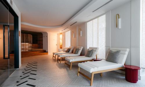 Maison Rouge Hotel & Spa - photo 2
