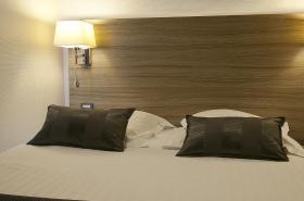 Hôtel le Grillon - photo 11