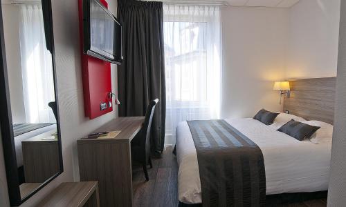 Hôtel le Grillon - photo 2