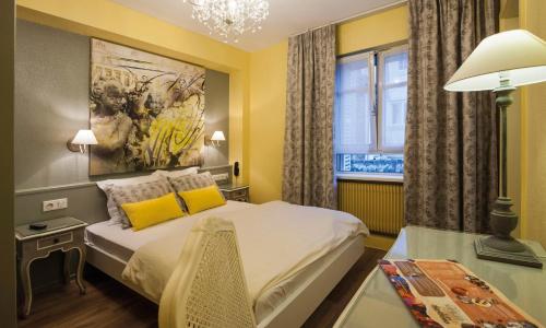 Hotel Roses - photo 2