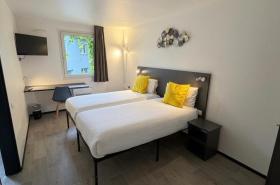 Logis Hôtel Les Colonnes Strasbourg Zenith - photo 6