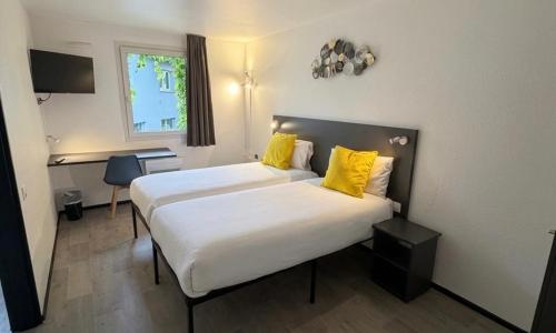 Logis Hôtel Les Colonnes Strasbourg Zenith - photo 3