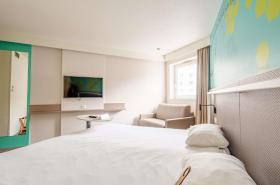 ibis Styles Strasbourg Stade de la Meinau - photo 18