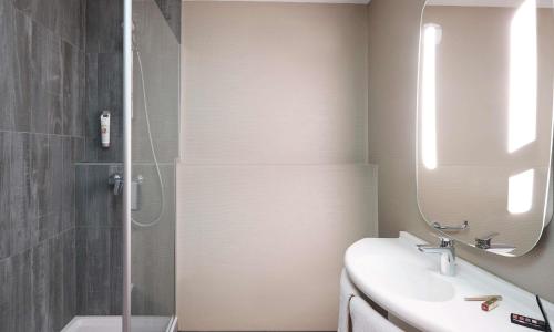 ibis Strasbourg Centre Gare - photo 2