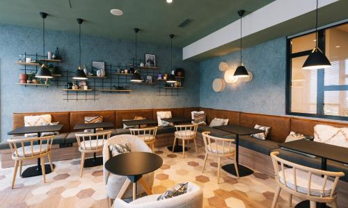 AC Hotel by Marriott Strasbourg - photo 2